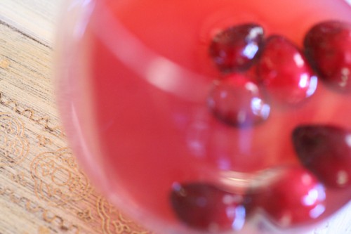 get juiced with cranberries & a not-so-simple syrup